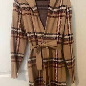Tahari Tan and Brown belted knit Robe Coat Sweater with Hood size Medium